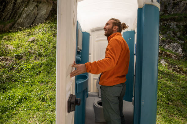 Best Luxury portable toilet rental  in Edneyville, NC