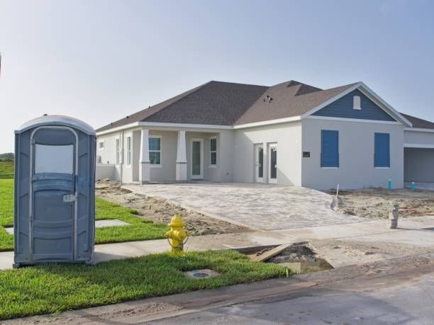 Best Portable bathroom rental  in Edneyville, NC